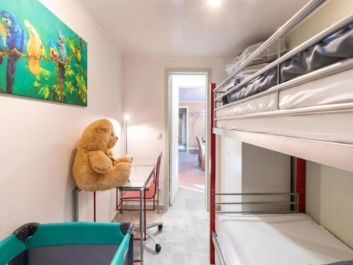 Ground Floor Apartment In Ostend Near The Sea 벨기에